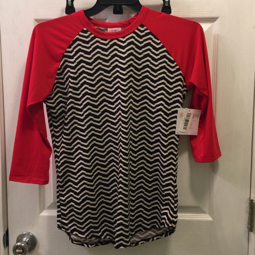 Lularoe Randy T size Small BNWT